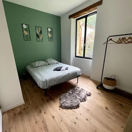 Superbe Appartement Cosy Avec Jardin Nimes Exterior photo